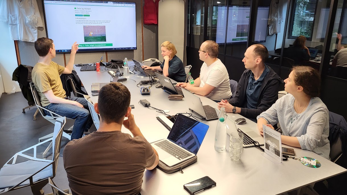 Oversetting av KidsaKoder-oppgaver til Ukrainsk 27. juli 2024. Foto: Knut Yrvin